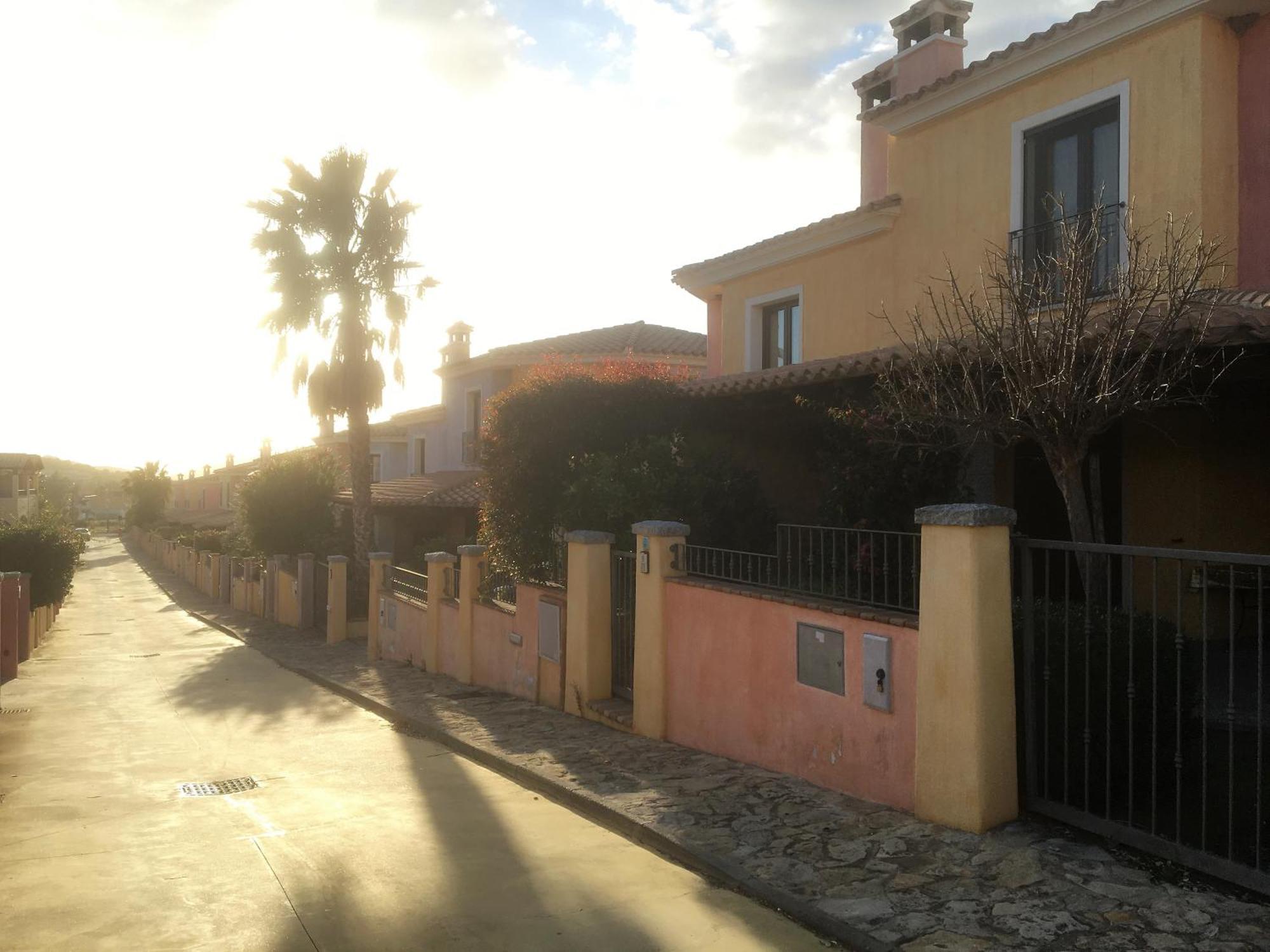 Sa Villarose By La Via Del Mare Viaggi E Vacanze Вилласимиус Экстерьер фото